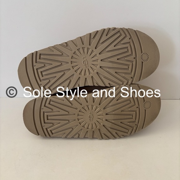 UGG Tazz Slippers Sand 7 New in Box - Picture 6 of 9